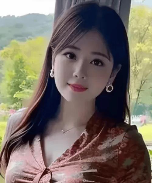 买超为什么喜欢张嘉倪