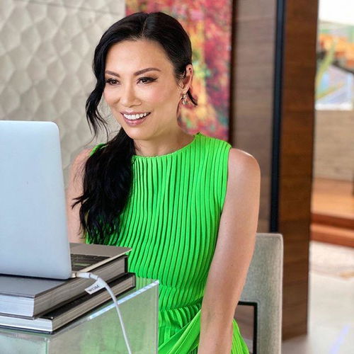 关颖和杨颖是一个人吗